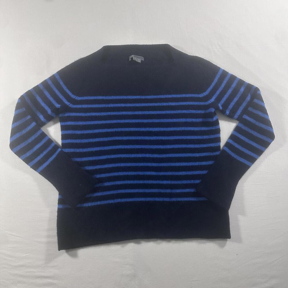 Vince Women's Blue Square Neckline Long Sleeve 100% Cashmere Sweater Size L Flaw
